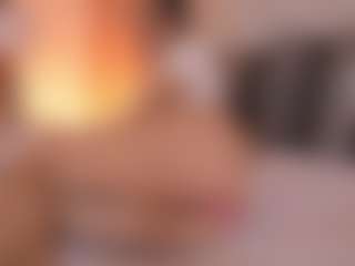 Spettacolo in cam dal vivo con LaurenCarterr - Average su Camsoda