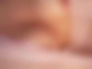 Live cam show with LaurenCarterr - Amateur MILF on Fling VIP Chat