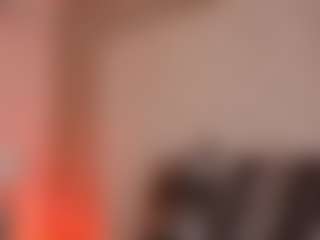 Live cam show with LaurenCarterr - Blonde Hair on AdultVida.com