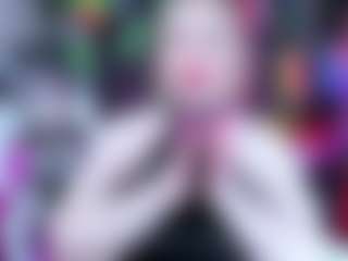 Live cam show with AnnaMaxwell - Femdom on Livezox