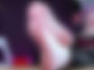 AnnaMaxwell's Live Sex Cam Show