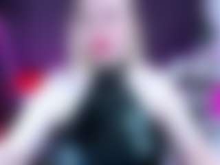 Live cam show with AnnaMaxwell - Blonde Hair MILF on Strip Flash - Live Sex Shows
