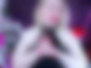 Live cam show with AnnaMaxwell - Pegging on Camsoda