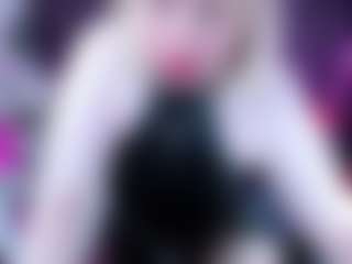 Live cam show with AnnaMaxwell - Pegging on Camsoda.co