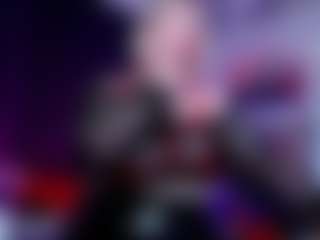 Live cam show with AnnaMaxwell - Femdom on live18s.com