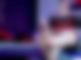 AnnaMaxwell MILF webcam performer live streaming