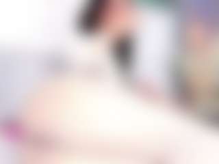 Live cam show with CallmeNora - Brown Eyes on xheatlive.com