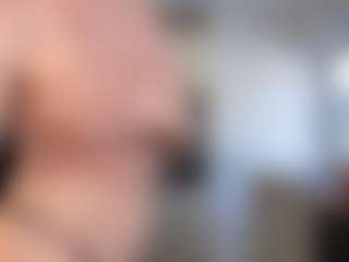 Live cam show with Stripmequick - Tittyfuck on fapnchat