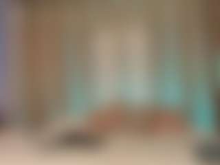 Live cam show with Anna Swift - Teen (18+) on Camsoda