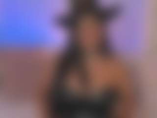 Live cam show with Anna Swift - Public Brown Hair on Strip Flash - Live Sex Shows