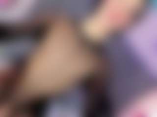 Daniela-Ember's Live Sex Cam Show