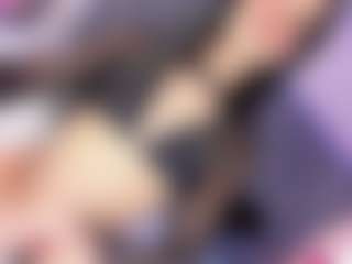 Daniela-Ember's Live Sex Cam Show