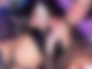 Daniela-Ember's Live Sex Cam Show