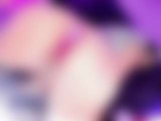 Pokaz na żywo z Daniela-Ember - Teen (18+) na Camsoda