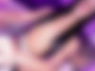 Daniela-Ember's Live Sex Cam Show