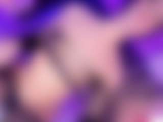 Live cam show with Daniela-Ember - Smoking on liverealitysex.com