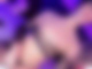 Live cam show with Daniela-Ember - Smoking on CamClone
