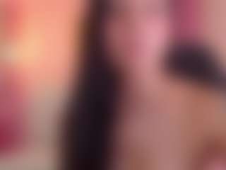 Madhison-Klain-S MILF webcam performer live streaming