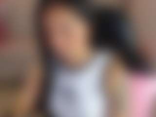 Madhison-Klain-S MILF webcam performer live streaming