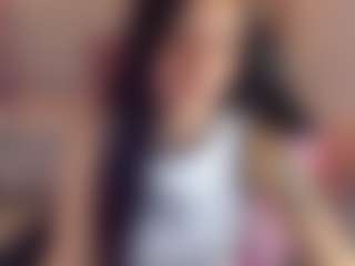 Live cam show with Madhison-Klain-S - Normal on Camming Site
