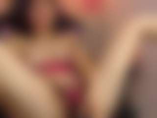 Live cam show with Madhison-Klain-S - Athletic White on Camsoda | colombia