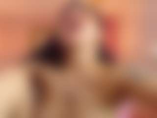 Live cam show with Madhison-Klain-S - Drinking on Camsoda