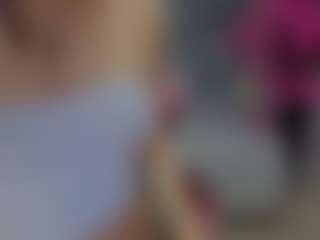 Live cam show with Madhison-Klain-S - Skinny MILF on CamSodaAdn