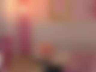 Madhison-Klain-S MILF webcam performer live streaming