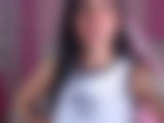 Madhison-Klain-S MILF webcam performer live streaming