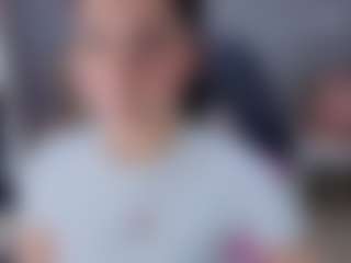 Live cam show with Madhison-Klain-S - Normal on CamClone