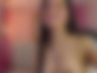 Madhison-Klain-S MILF webcam performer live streaming