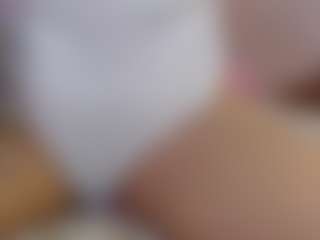 Live cam show with Madhison-Klain-S - Athletic MILF on Camming Site