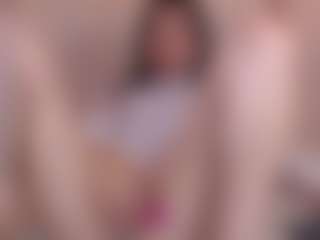 Live cam show with Madhison-Klain-S - Normal on Camsoda