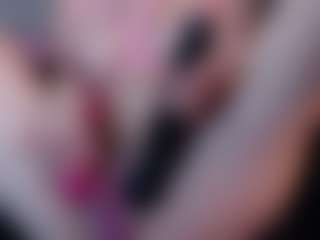Live cam show with Madhison-Klain-S - Athletic MILF on xDating