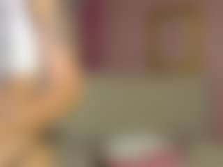 Live cam show with Madhison-Klain-S - Skinny on Camsoda