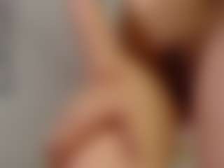 Live cam show with Madhison-Klain-S - Brown Eyes on TeamSkeetLive