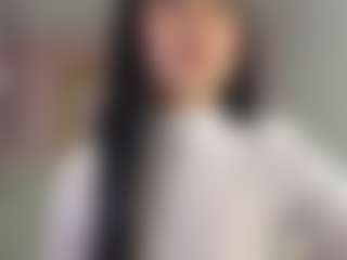 Madhison-Klain-S MILF webcam performer live streaming