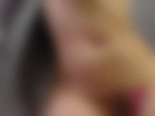 Madhison-Klain-S MILF webcam performer live streaming