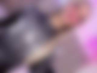 Live cam show with Ninaa-Keyli - Small Tits on Cam Slut