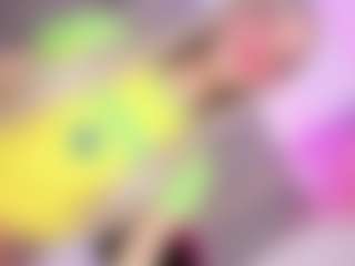 Live cam show with Ninaa-Keyli - Tease on Dolls Live