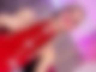 Live cam show with Ninaa-Keyli - HD on Camsoda