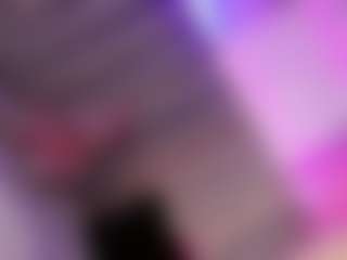 Live cam show with Ninaa-Keyli - Facial Piercings on madthumbs