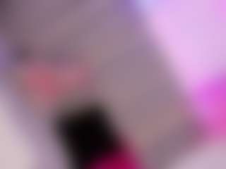 Live cam show with Ninaa-Keyli - Drinking on xheatlive.com