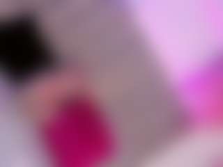 Live cam show with Ninaa-Keyli - Colombia on CamClone