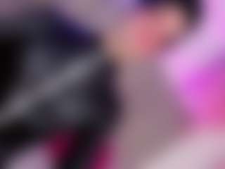 Live cam show with Ninaa-Keyli - Small Tits on AdultVida.com