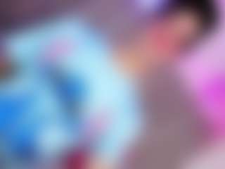Live cam show with Ninaa-Keyli - Smoking on CamwithHer
