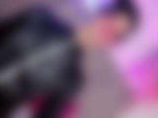 Live cam show with Ninaa-Keyli - Tease on TeamSkeetLive