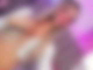 Show de câmera ao vivo com Ninaa-Keyli - Small Tits no Camsoda