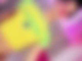 Live cam show with Ninaa-Keyli - Spank on milfzrlive.com