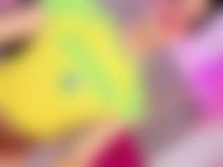 Live cam show with Ninaa-Keyli - Spank on eurowanks.com